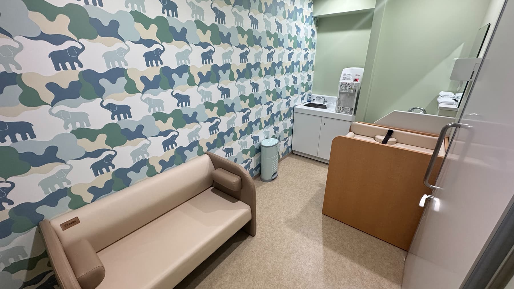 ベビーケアルーム