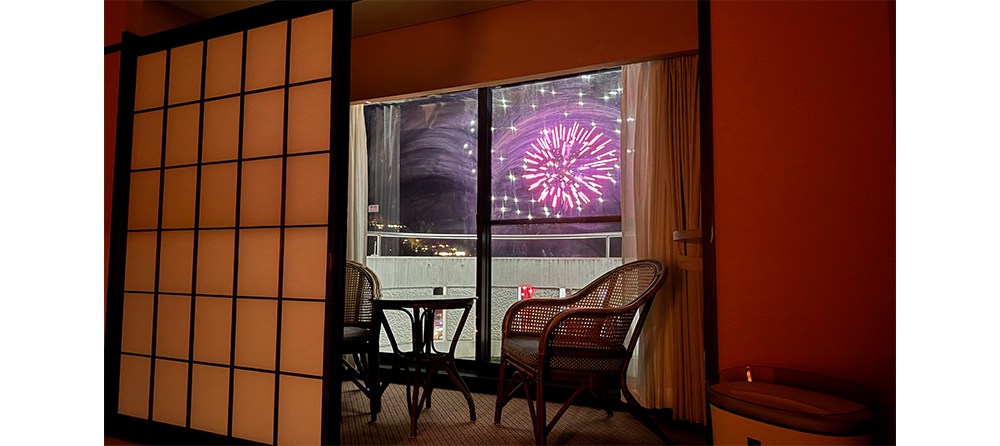 下呂温泉の花火イベントをお部屋から